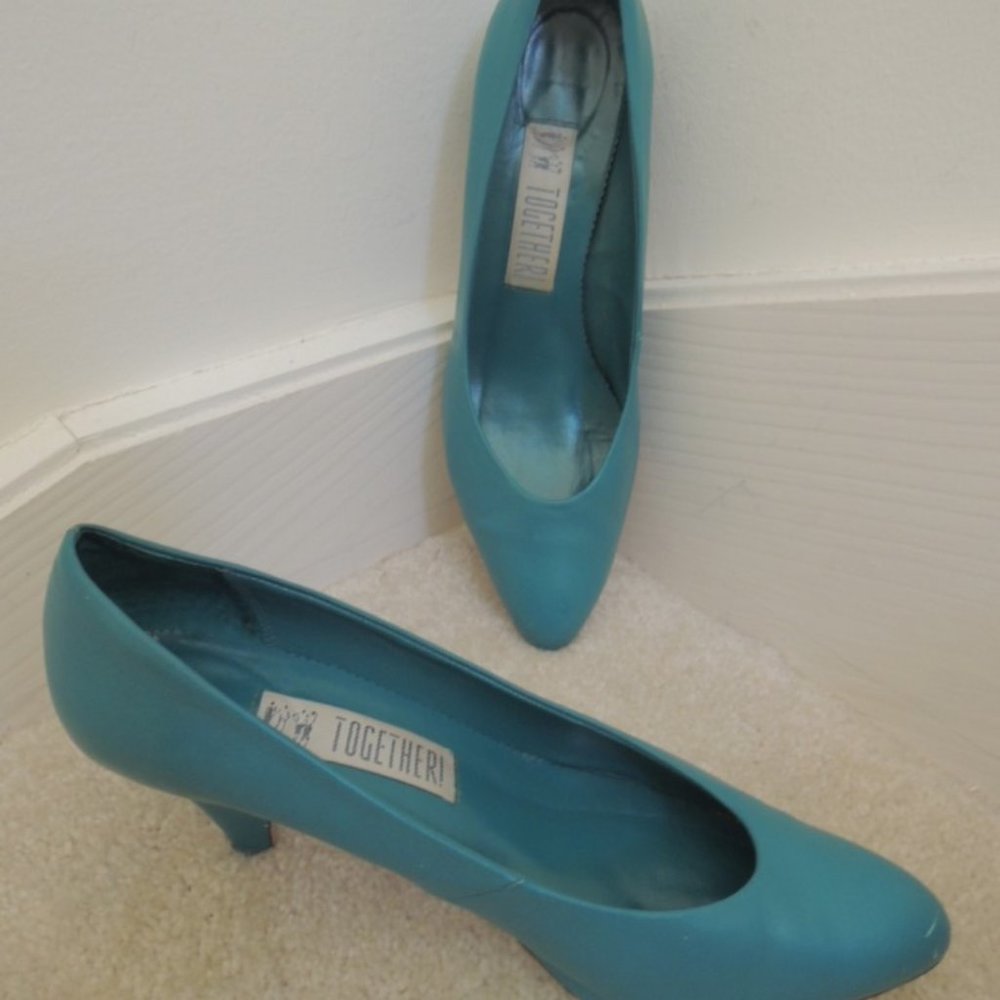 Ladies Shoes Size 8 1/2 M Jade Green Leather